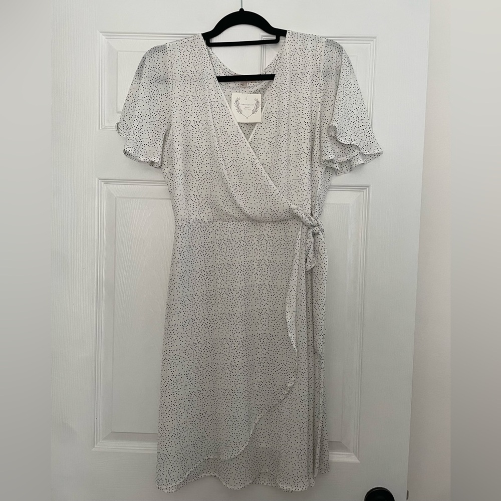 Gilli White Dotted Midi Dress size L NWT